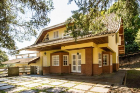 Гостиница Casa do Esquilo Campos do Jordão Area Externa de 2000 m2  Кампус-Ду-Жордан